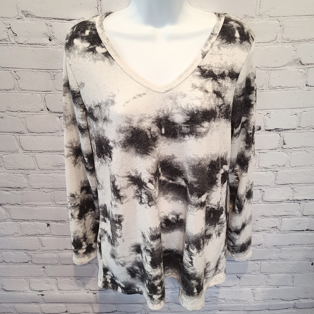 Tie Dye Knit Top with U-Neck Size S